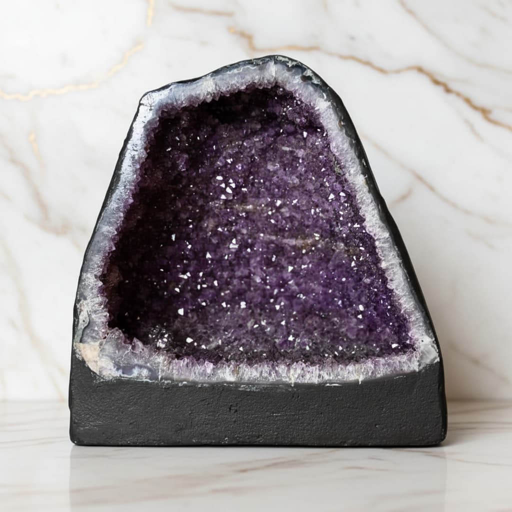 Sehr große Amethystdruse 14 kg – Mystische Kristallhöhle CrystalScents