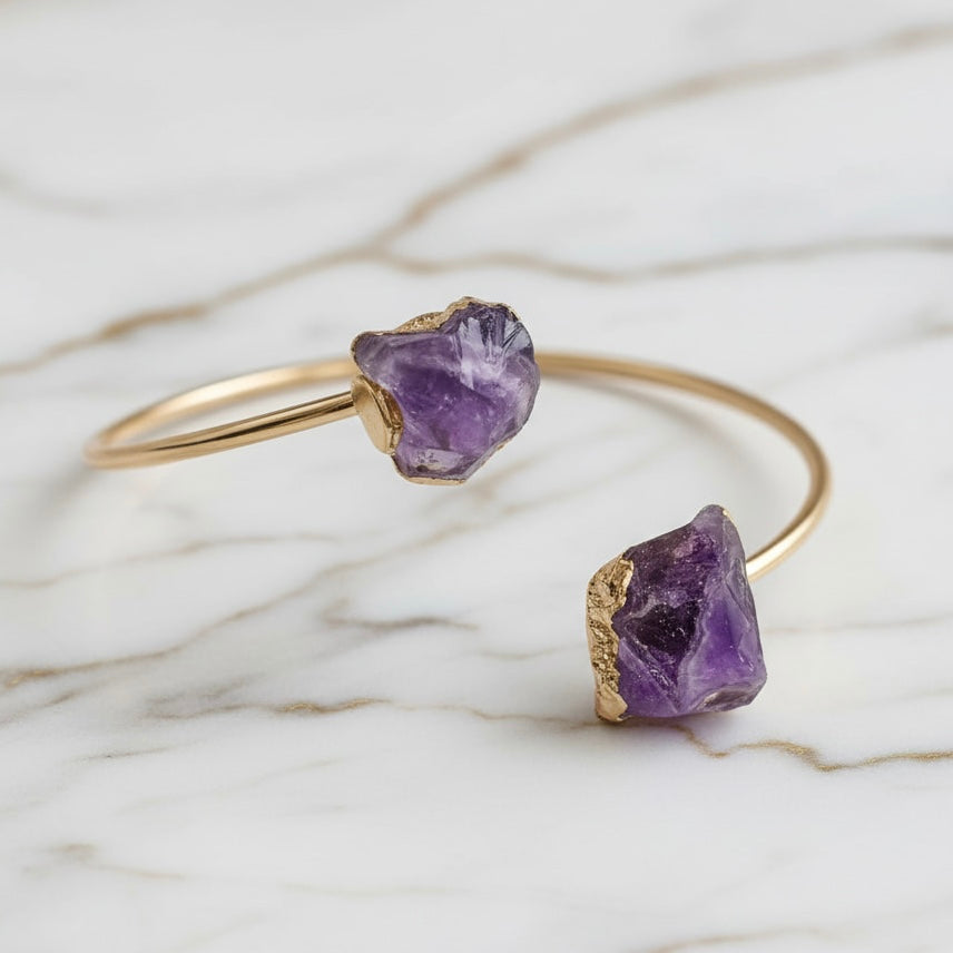 Amethyst Armreif – Rohsteine für besondere Ausstrahlung CrystalScents