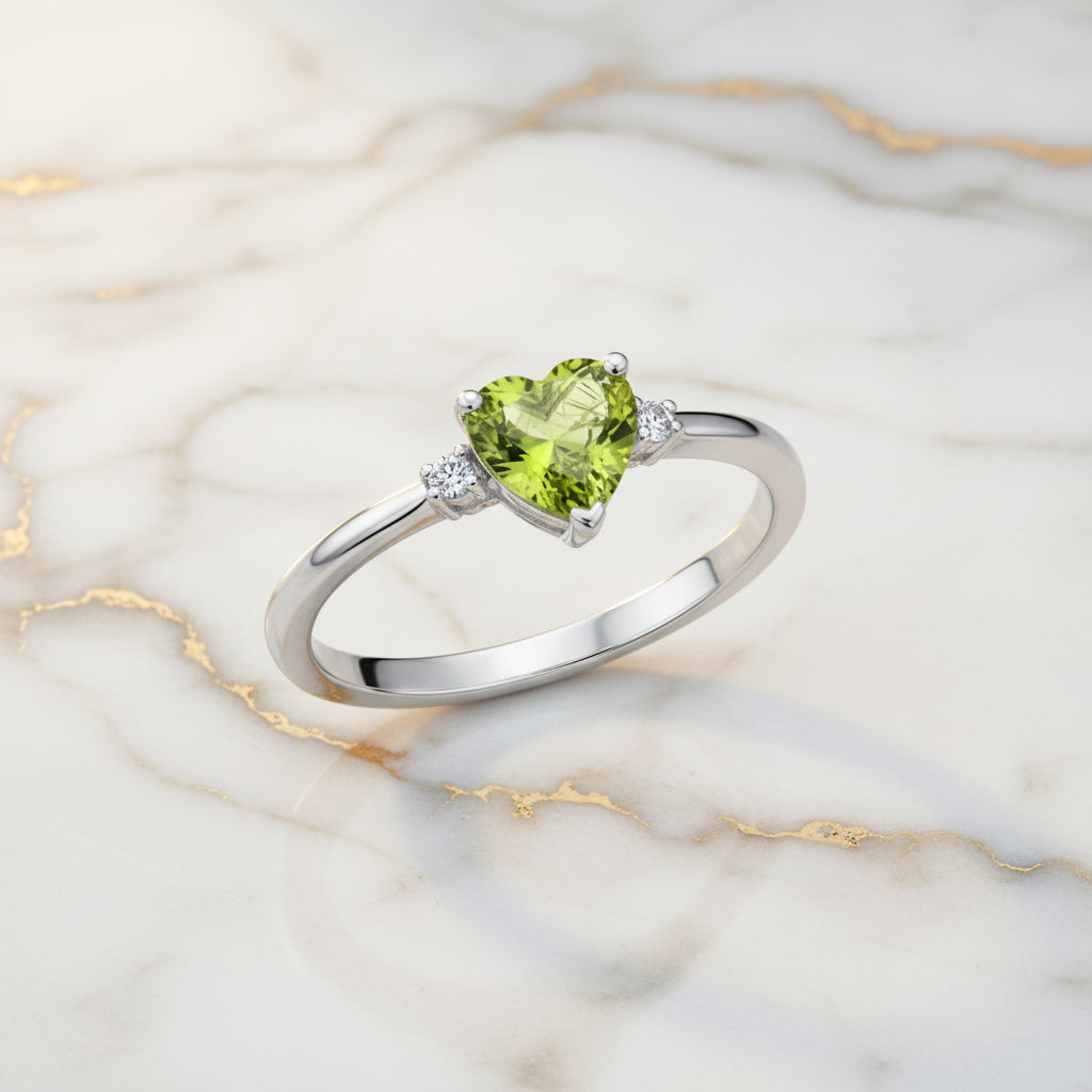 Peridot Ring - Eleganz & Erneuerung