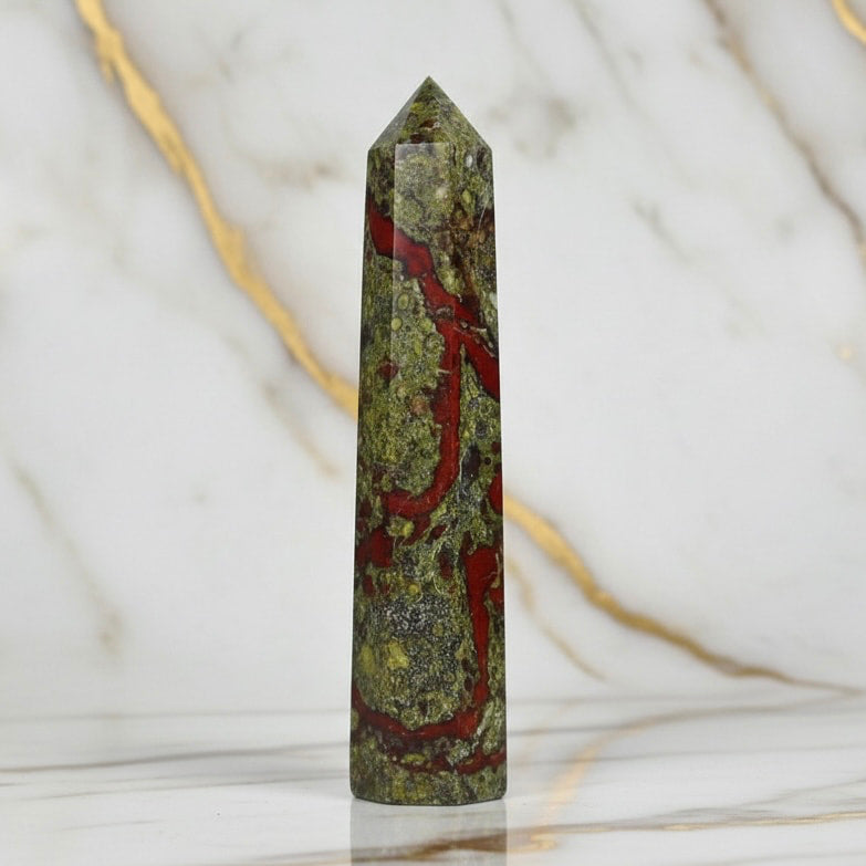 Unakait Obelisk – Natürliche Schönheit JETZT sichern CrystalScents