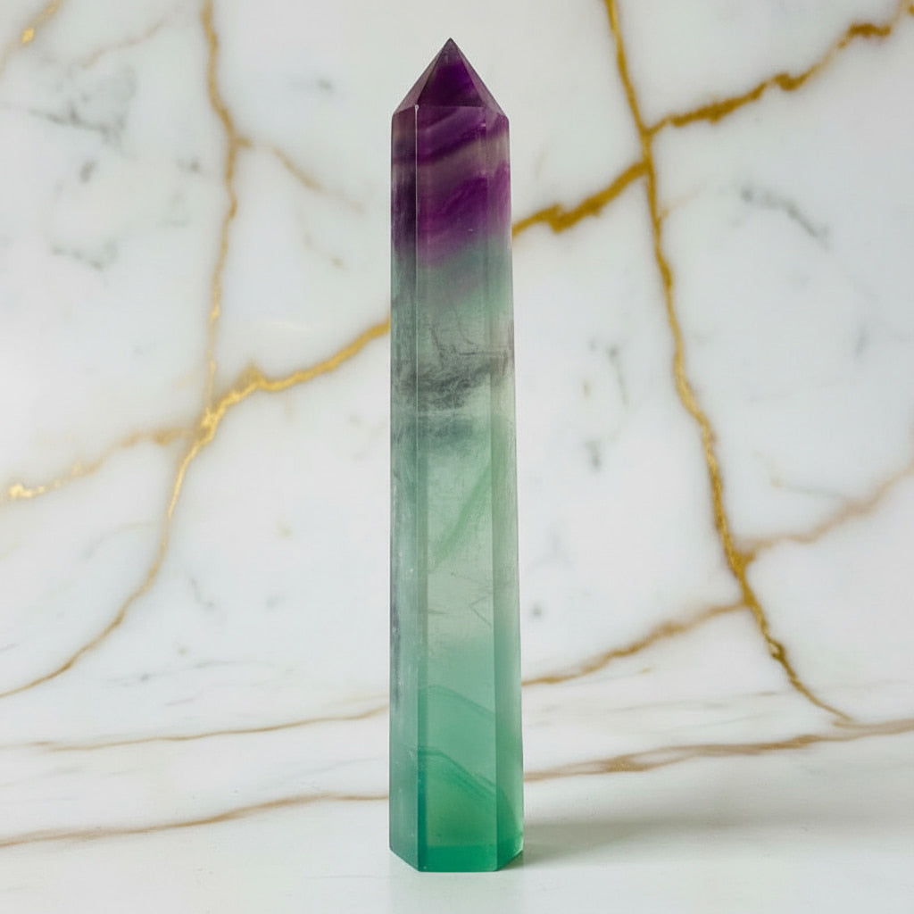 Fluorit Obelisk – Stilvolles Highlight JETZT sichern CrystalScents