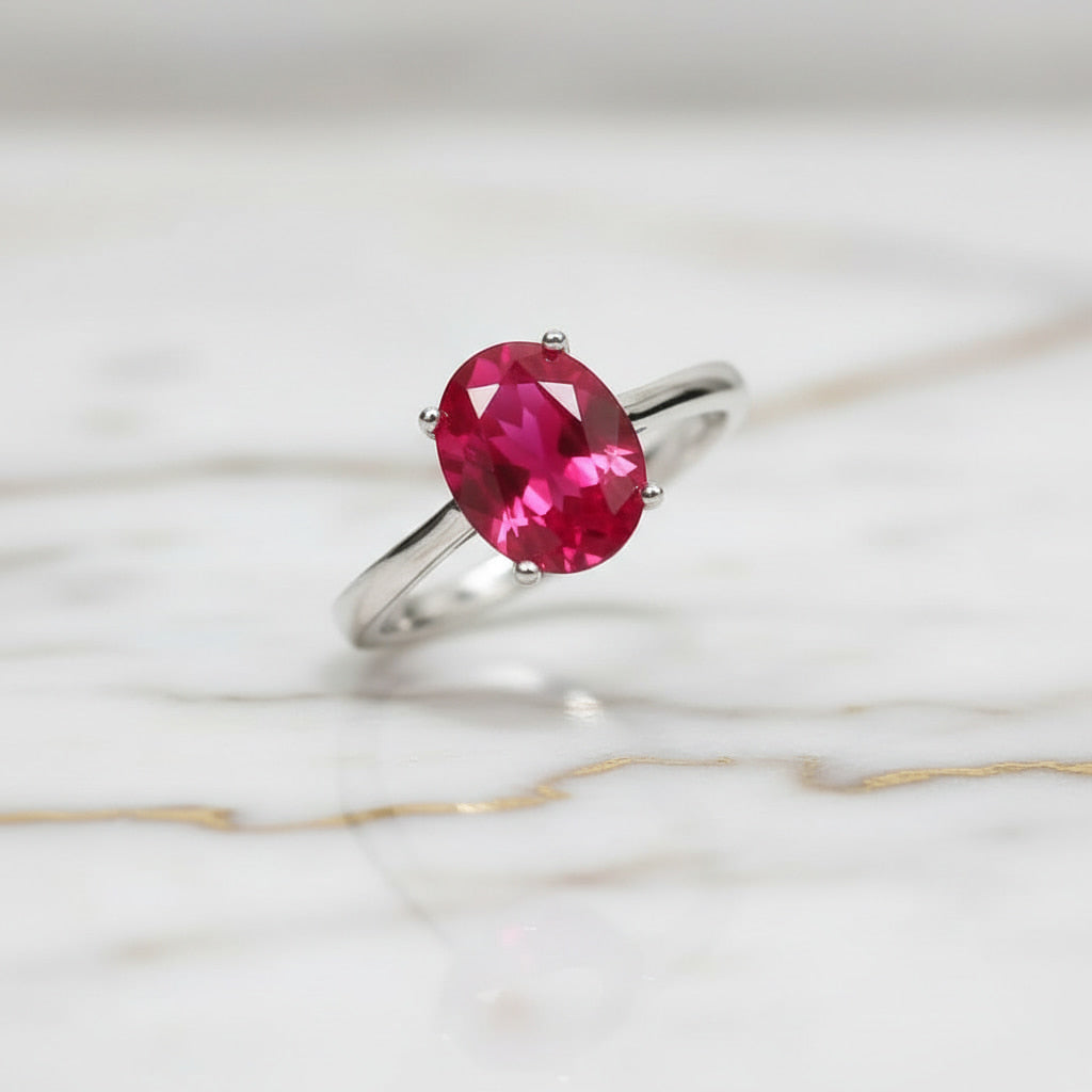 Rubin Ring in Silber – Zeitlose Leuchtkraft in kräftigem Rot CrystalScents