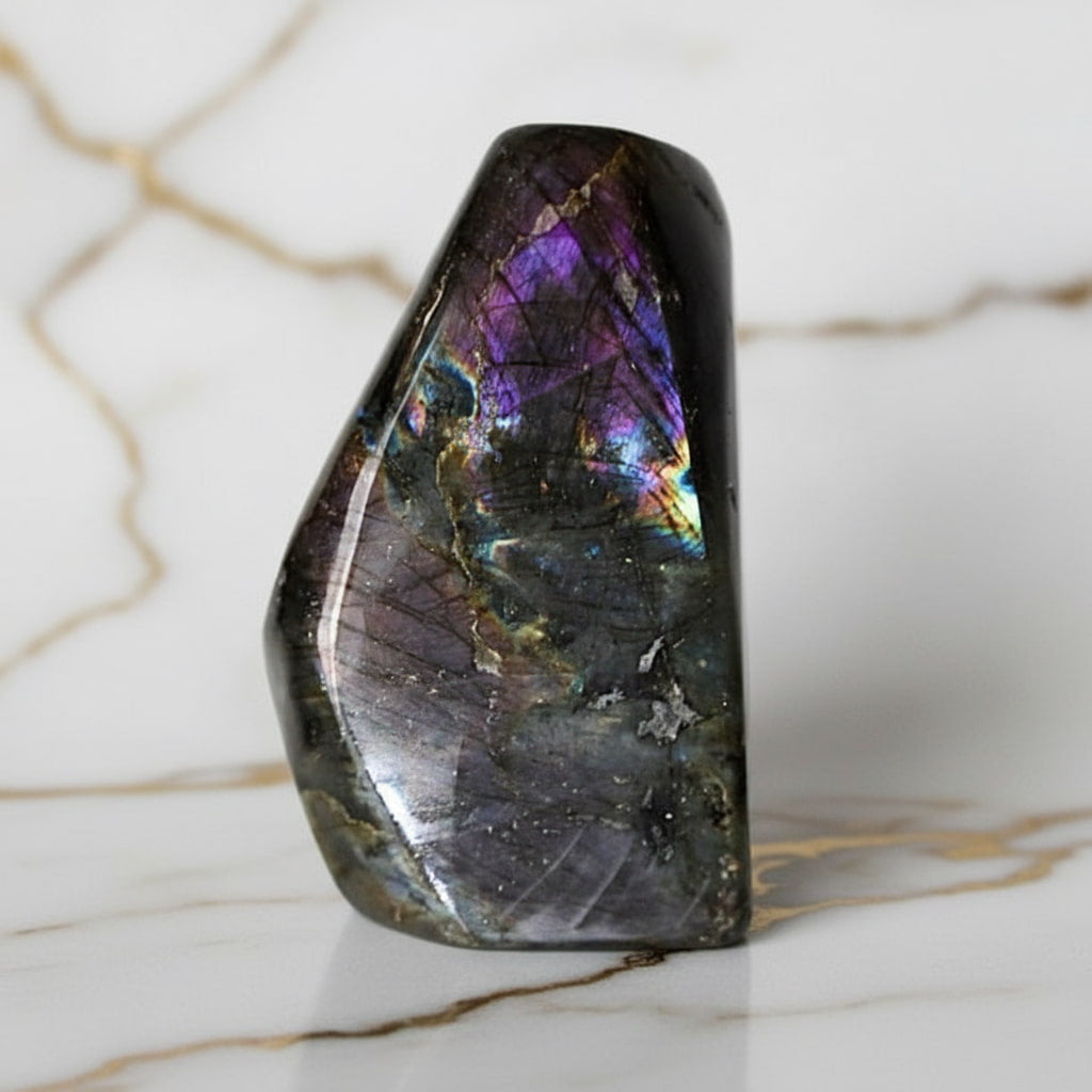 Labradorit Sunset Freiform – Leuchtende Regenbogenfarben CrystalScents