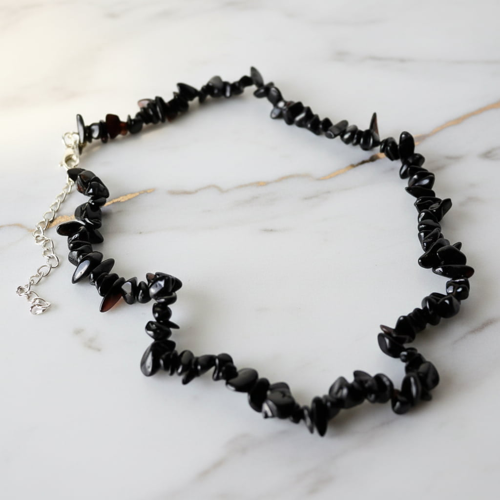 Achat Splitter Halskette – Schwarze Natursteinsplitter