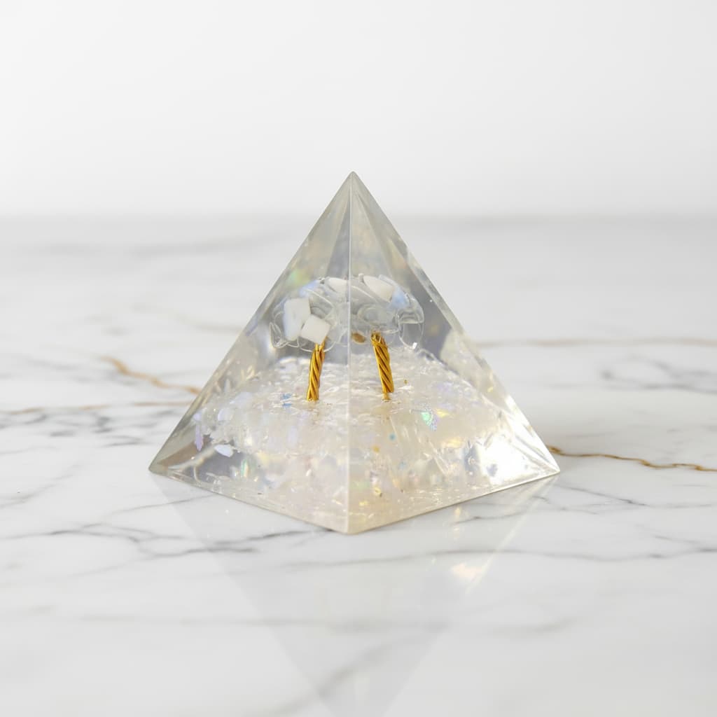 Orgonit Pyramide Opalit - Baum der Magie