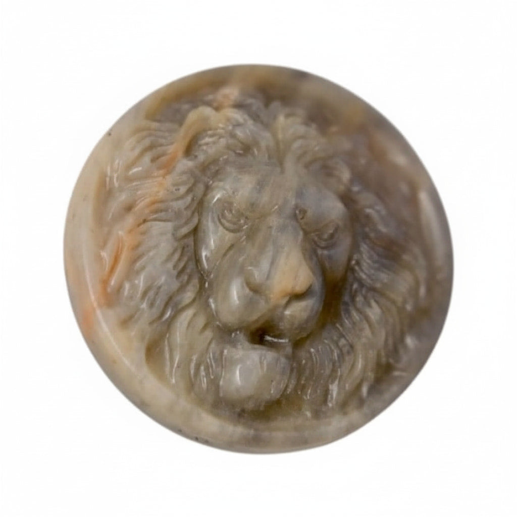 Mondstein Löwe – Charmante Naturfigur CrystalScents