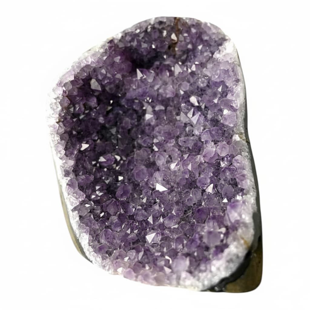 Amethystdruse – Funkelnde Spitzen für Lebendige Energie CrystalScents