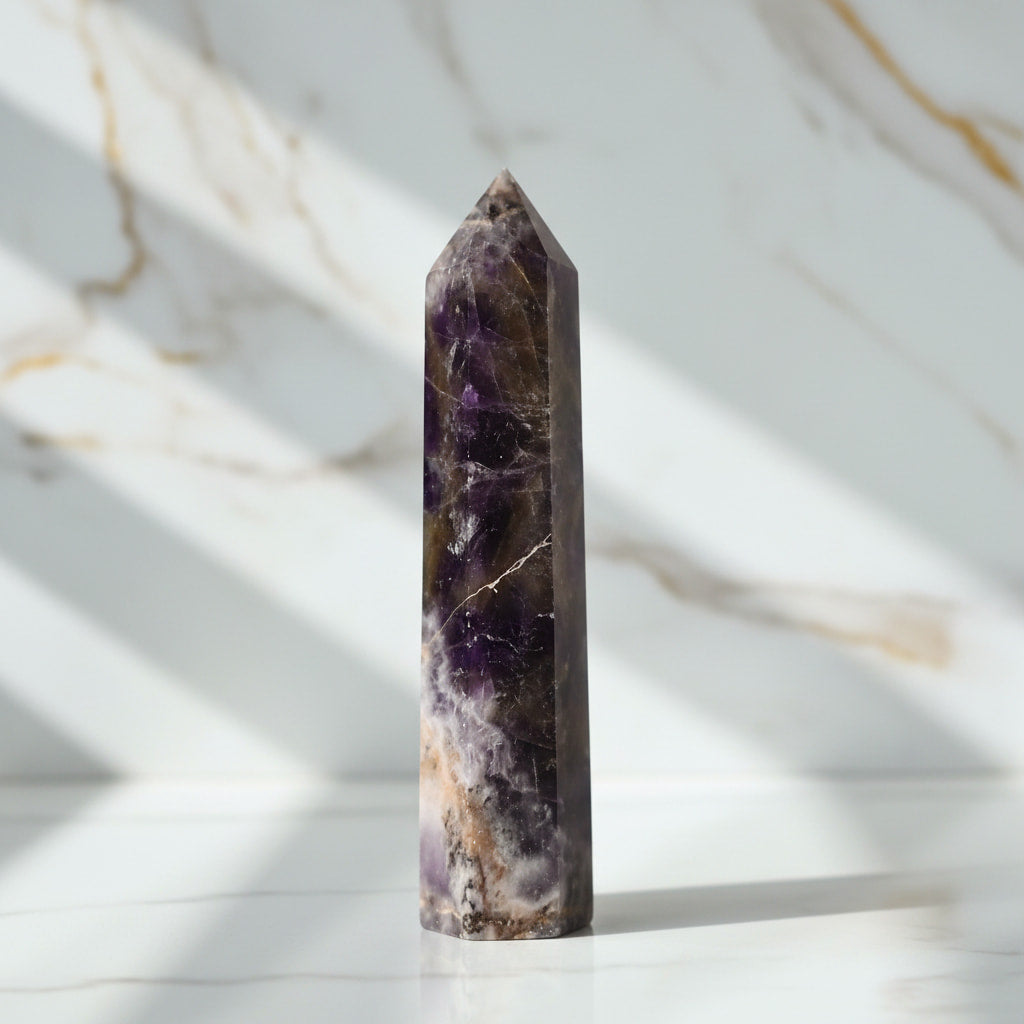 Amethyst Obelisk – Meditation & harmonische Raumwirkung CrystalScents