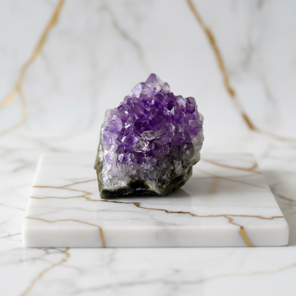 Amethyst Cluster - mit natürlicher Ausstrahlung