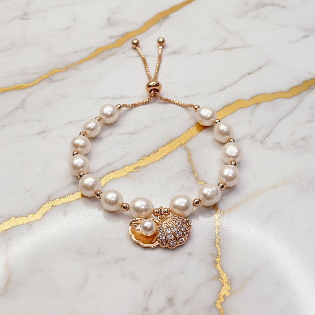 Perlenarmband – Schmuckstück mit Muschelanhänger CrystalScents