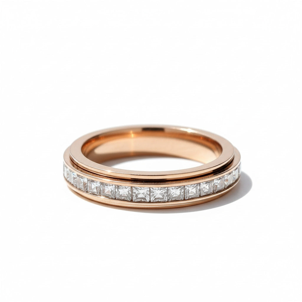Ring mit drehbarem Design – stilvolles Highlight für funkelnde Eleganz CrystalScents