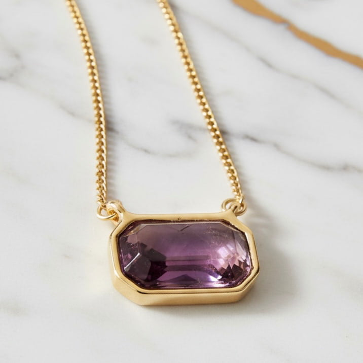 Amethyst Halskette – Harmonie & Ausstrahlung mit goldfarbener Kette CrystalScents