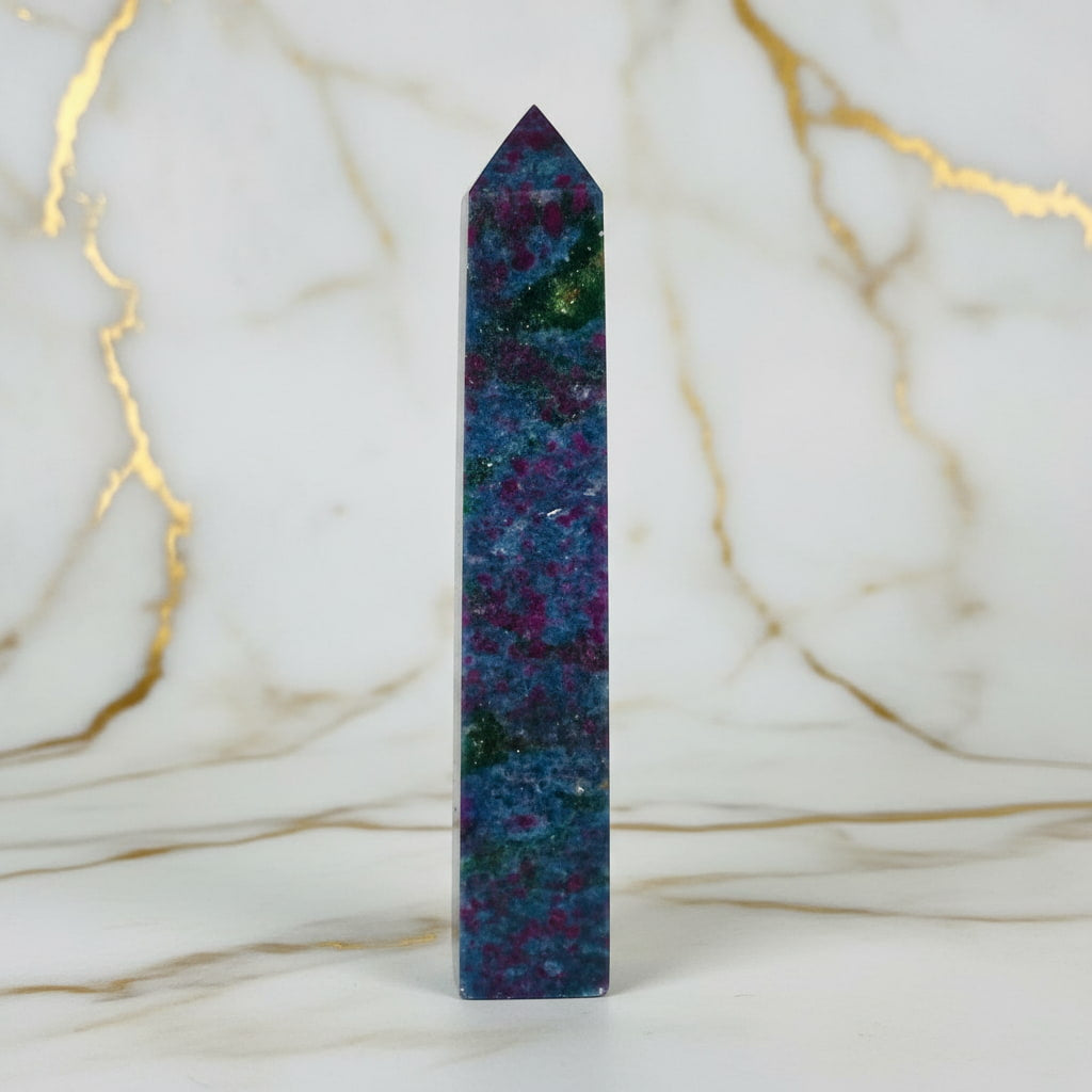 Cyanit Obelisk – Fokus & Kommunikation JETZT sichern CrystalScents