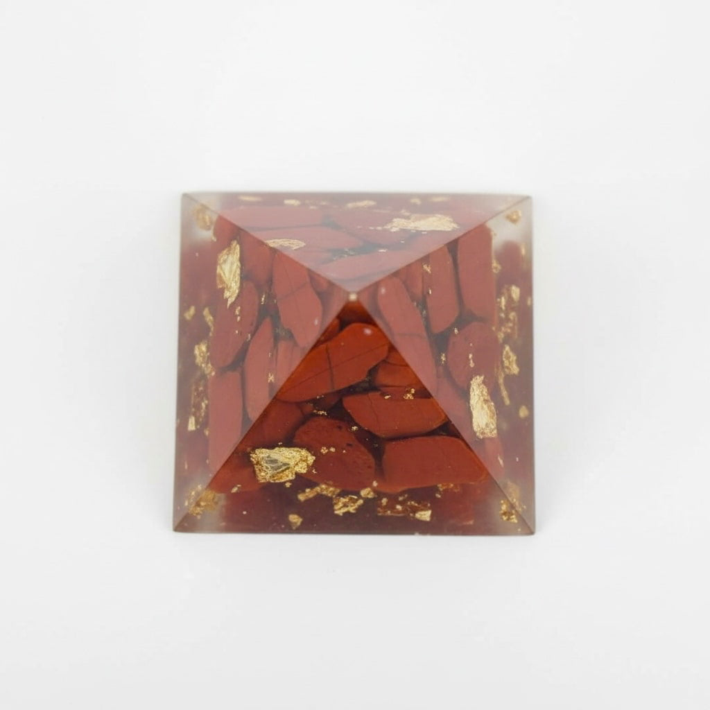 Mini Roter Jaspis Pyramide – Roter Akzent fürs Zuhause CrystalScents