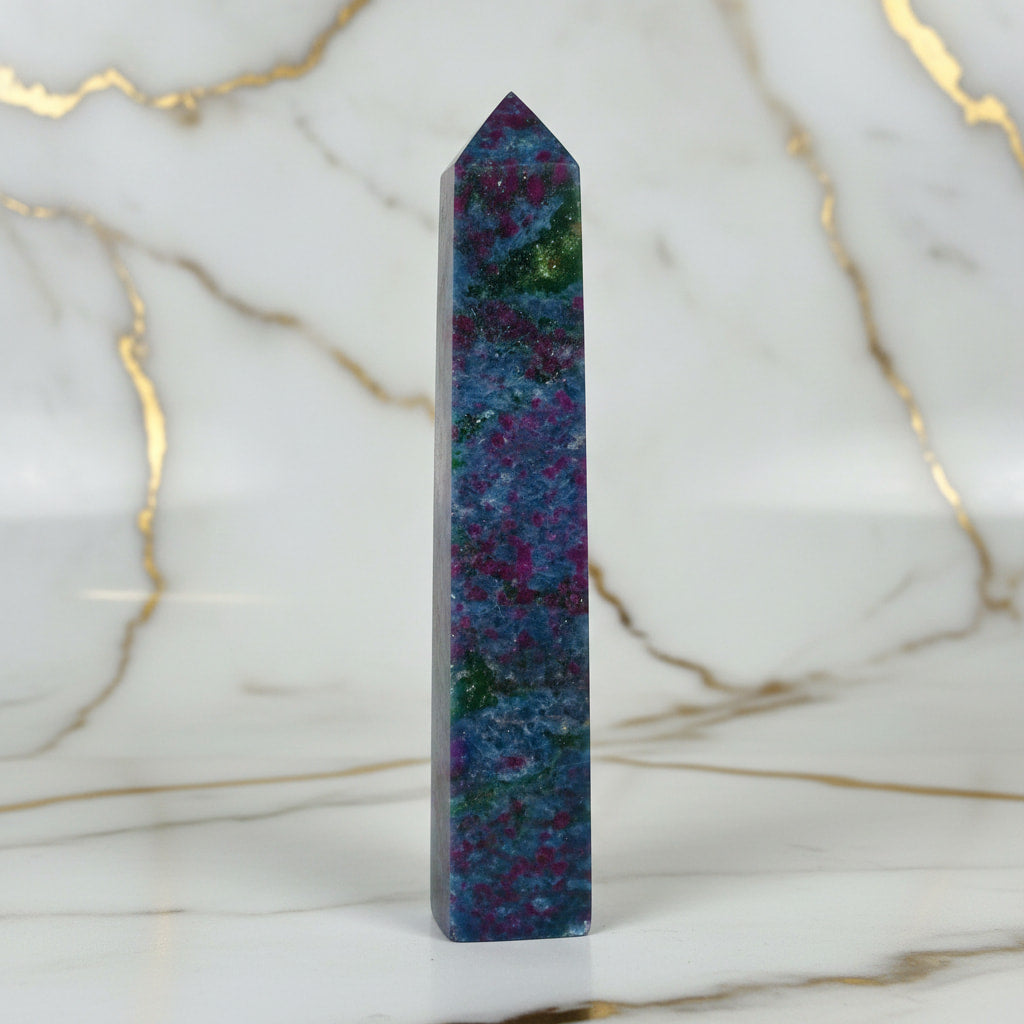 Cyanit Obelisk – Fokus & Kommunikation JETZT sichern CrystalScents