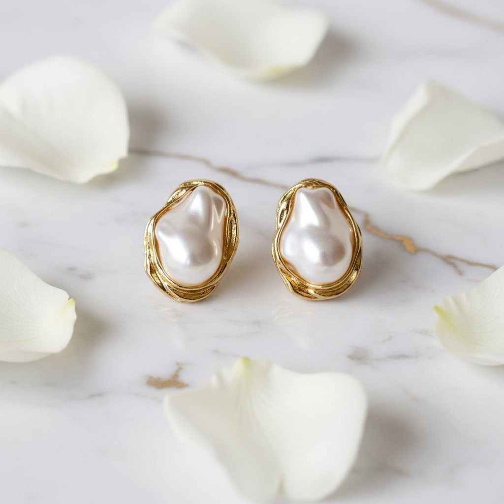 Ohrringe – Gold mit großen Perlen