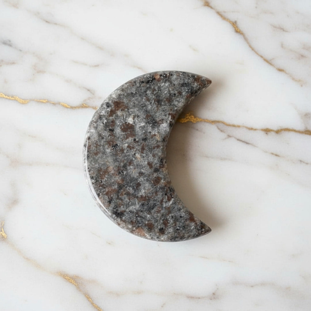 Flammenstein Mond – Naturwunder JETZT sichern CrystalScents