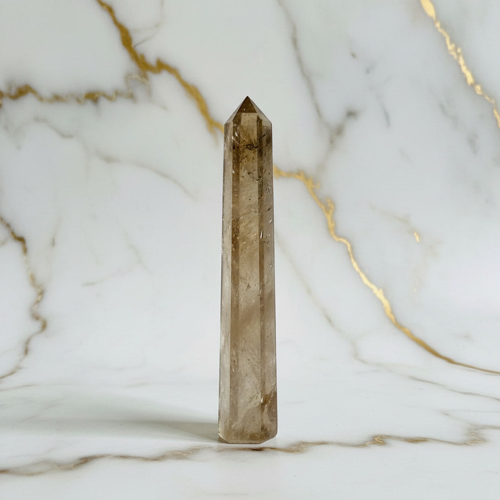 Rauchquarz Obelisk – JETZT sichern CrystalScents