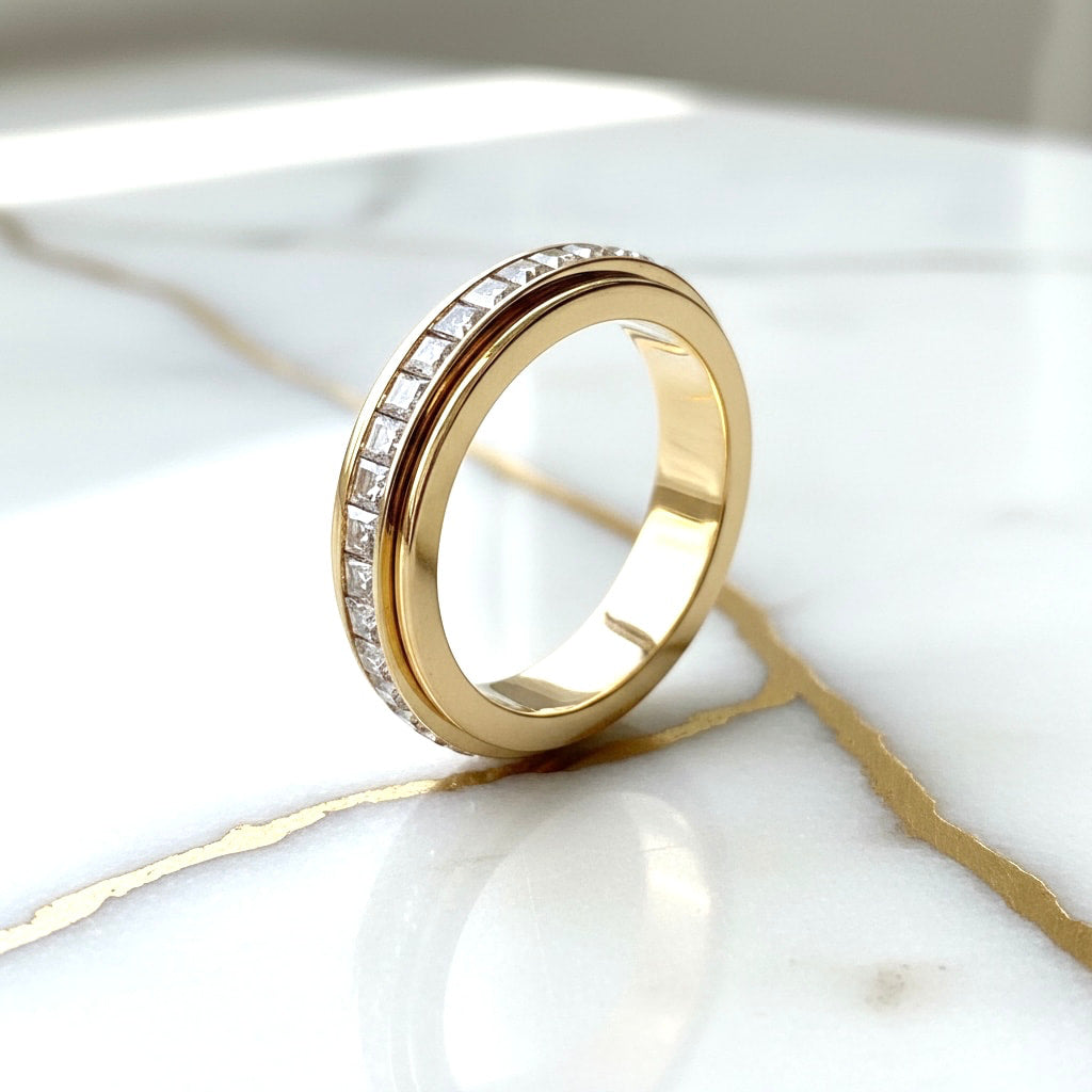 Ring mit drehbarem Design – Highlight & Spiel CrystalScents