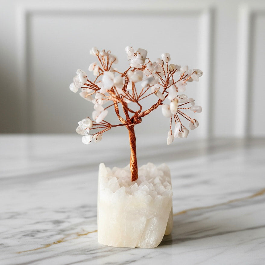 Bergkristalldruse – Weißer Quarz-Baum auf funkelnder Druse CrystalScents