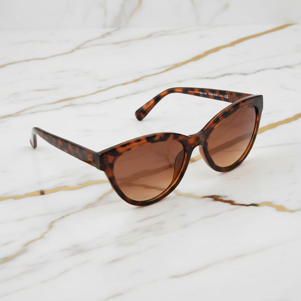 Sonnenbrille Cateye – Geflecktes Design für stilvolle Sommer-Looks CrystalScents