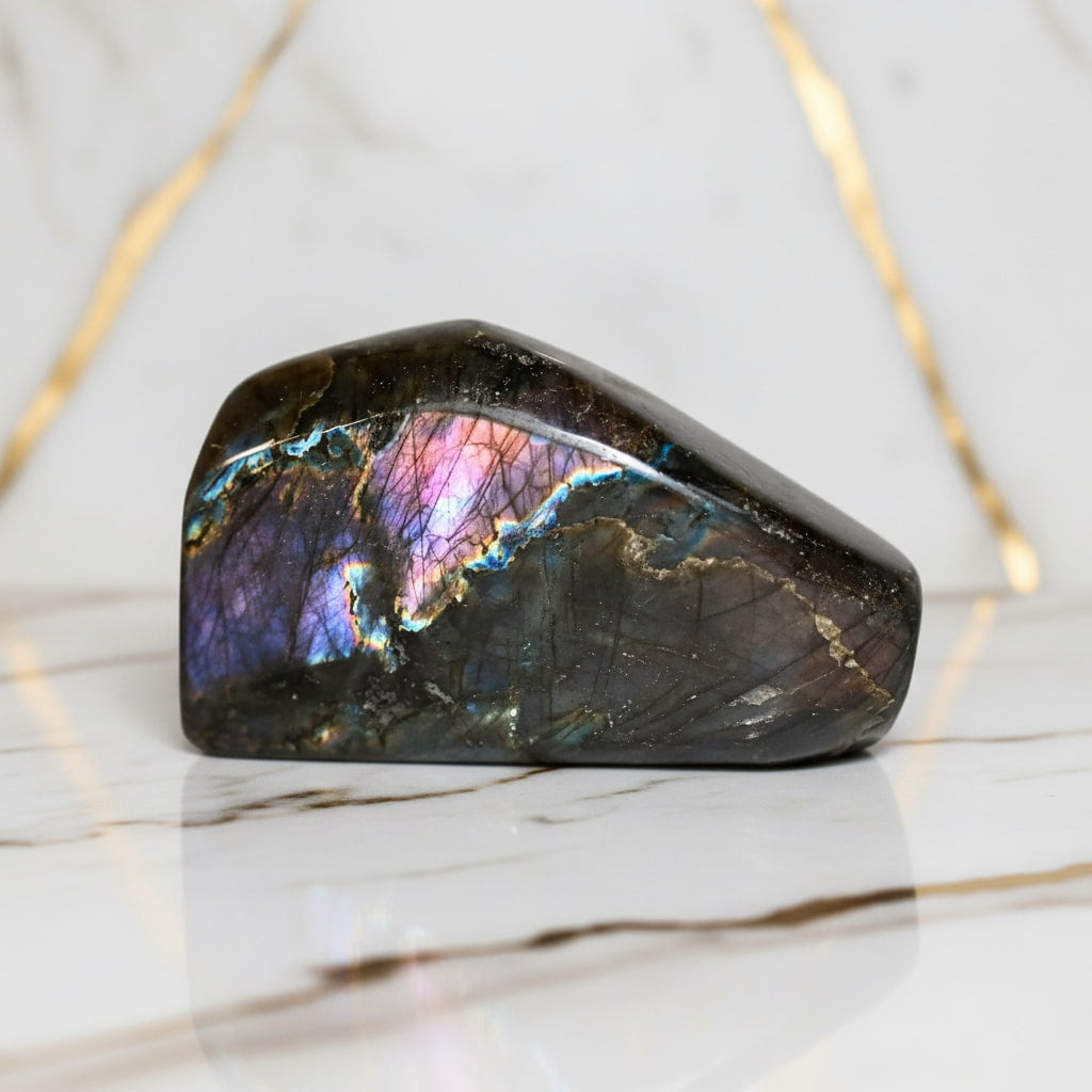 Labradorit Sunset Freiform – Leuchtende Regenbogenfarben CrystalScents