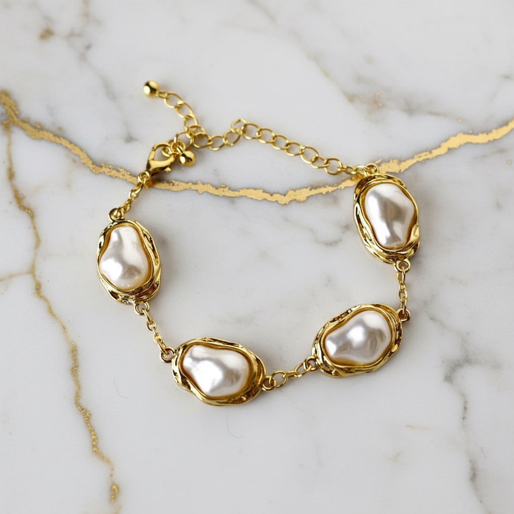 Armband mit strahlenden weißen Perlen – für besondere Momente CrystalScents