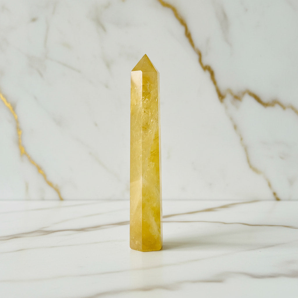 Citrin Obelisk – Dekoratives Highlight & Energie