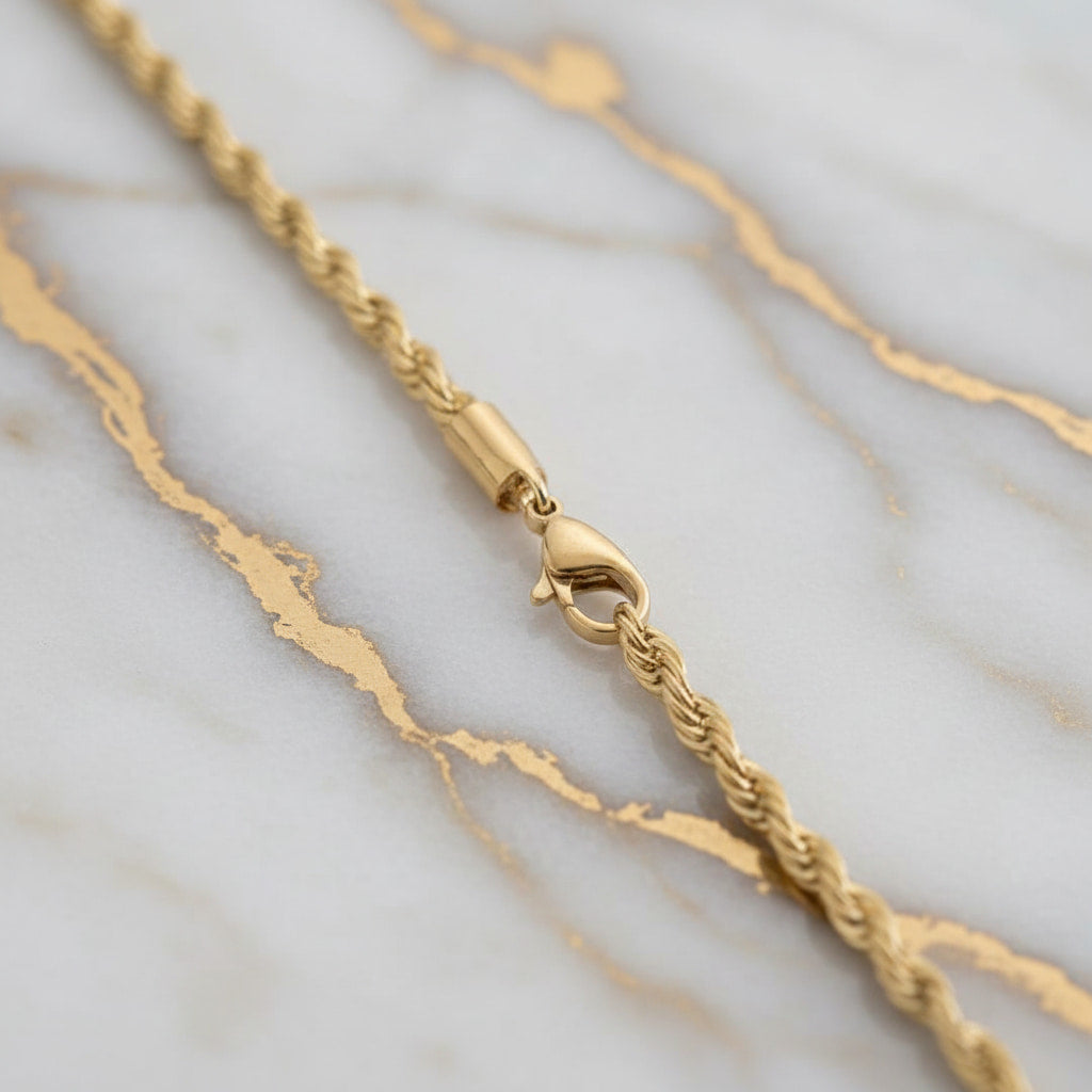 Halskette in gedrehtem Design – Ausdrucksstark & elegant CrystalScents
