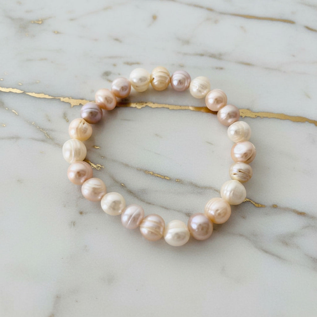Armband Süßwasserperlen – Schimmernde Natur CrystalScents
