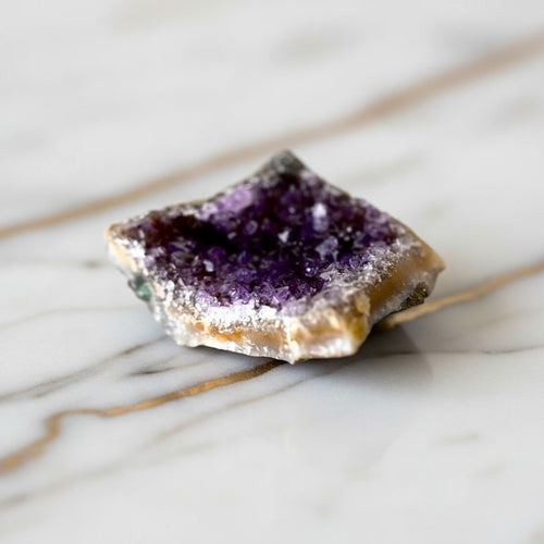 Amethyst Cluster – Schutz & Energie CrystalScents