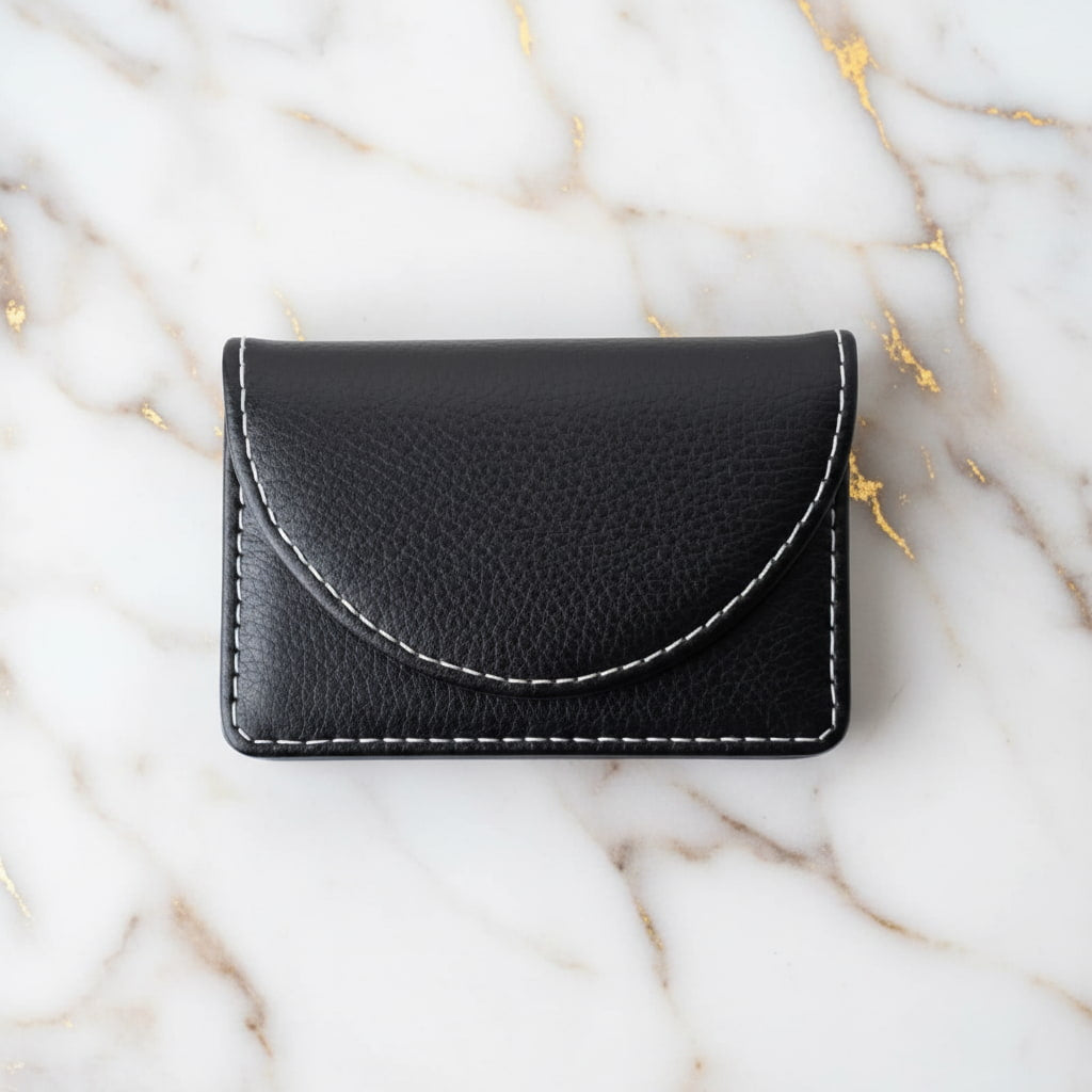 Visitenkartenetui Kunstleder Schwarz – Elegantes Etui für Business CrystalScents