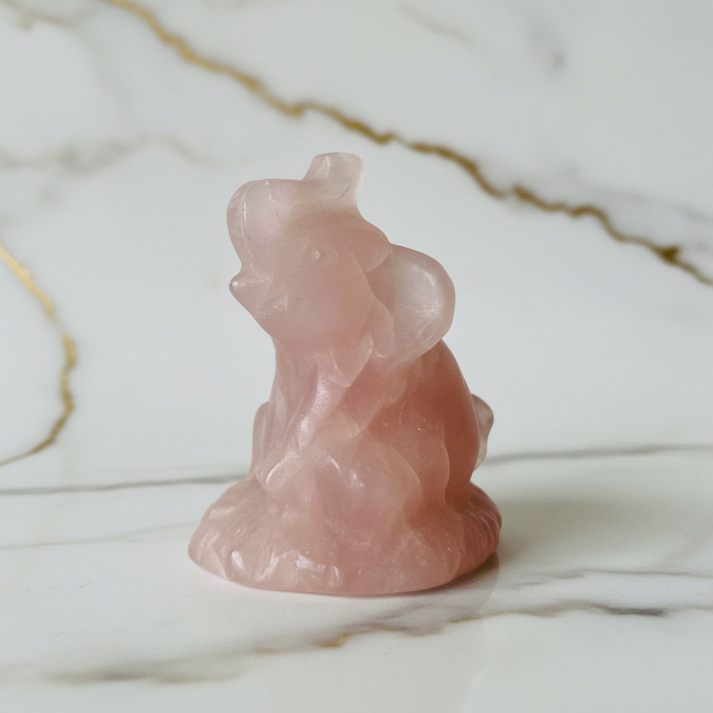 Rosenquarz Elefant – Liebevolle Dekoration CrystalScents