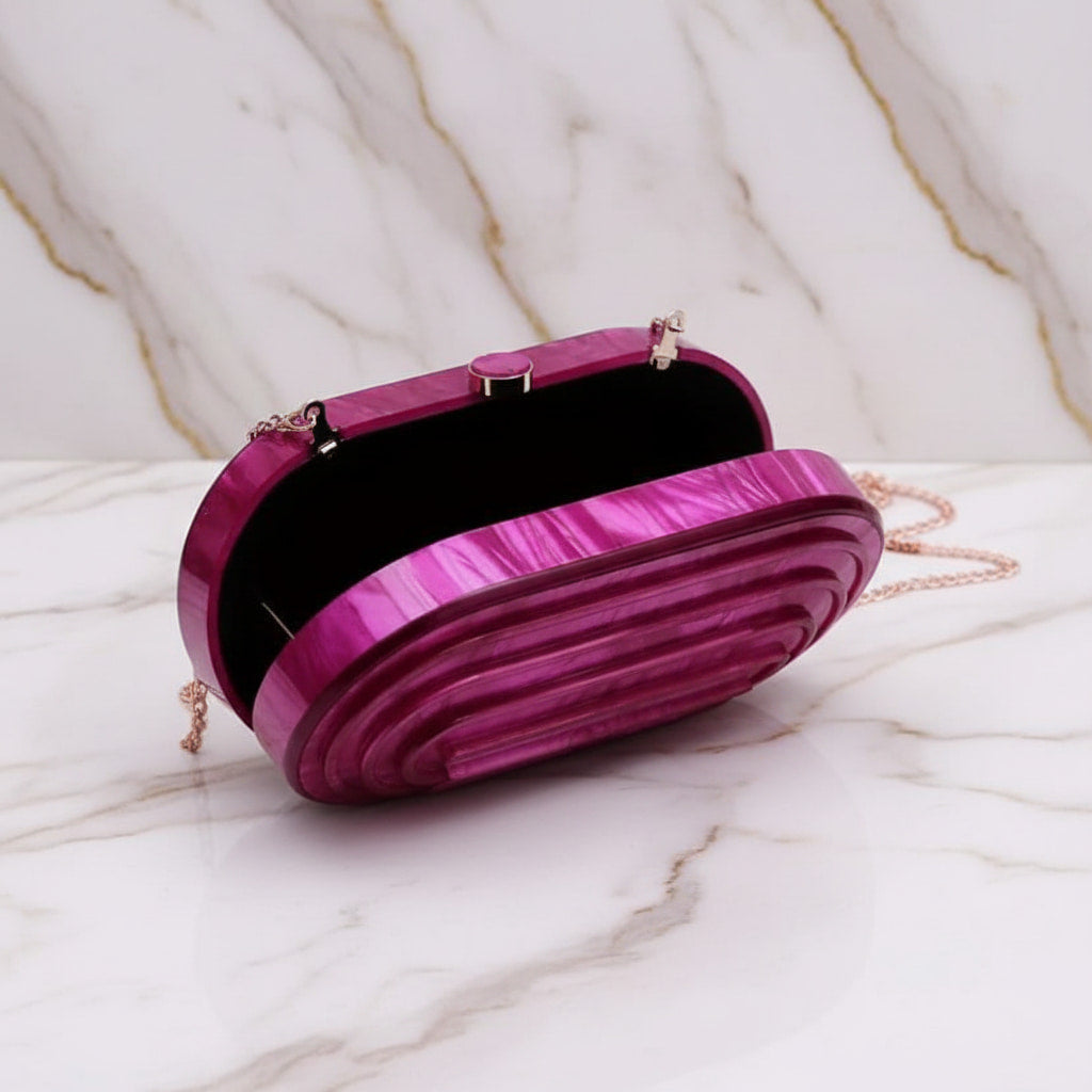 Clutch mit Perlmuttlook in Pink – strahlender Farbakzent CrystalScents