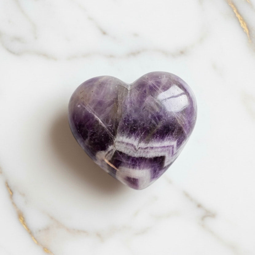 Amethyst Herz – für Ruhe, Balance & positive Energie CrystalScents