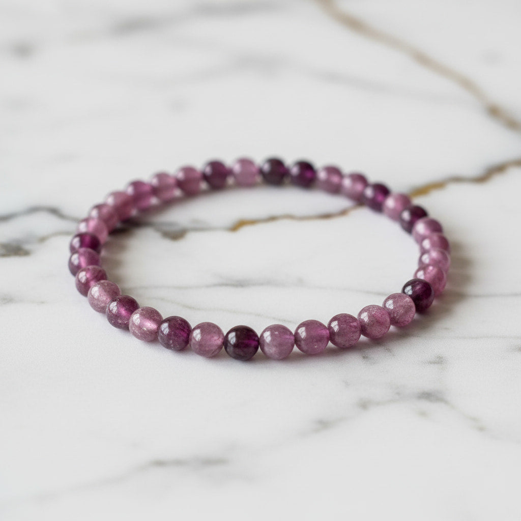 Lepidolith Kugelarmband - Ruhe & Ausstrahlung CrystalScents