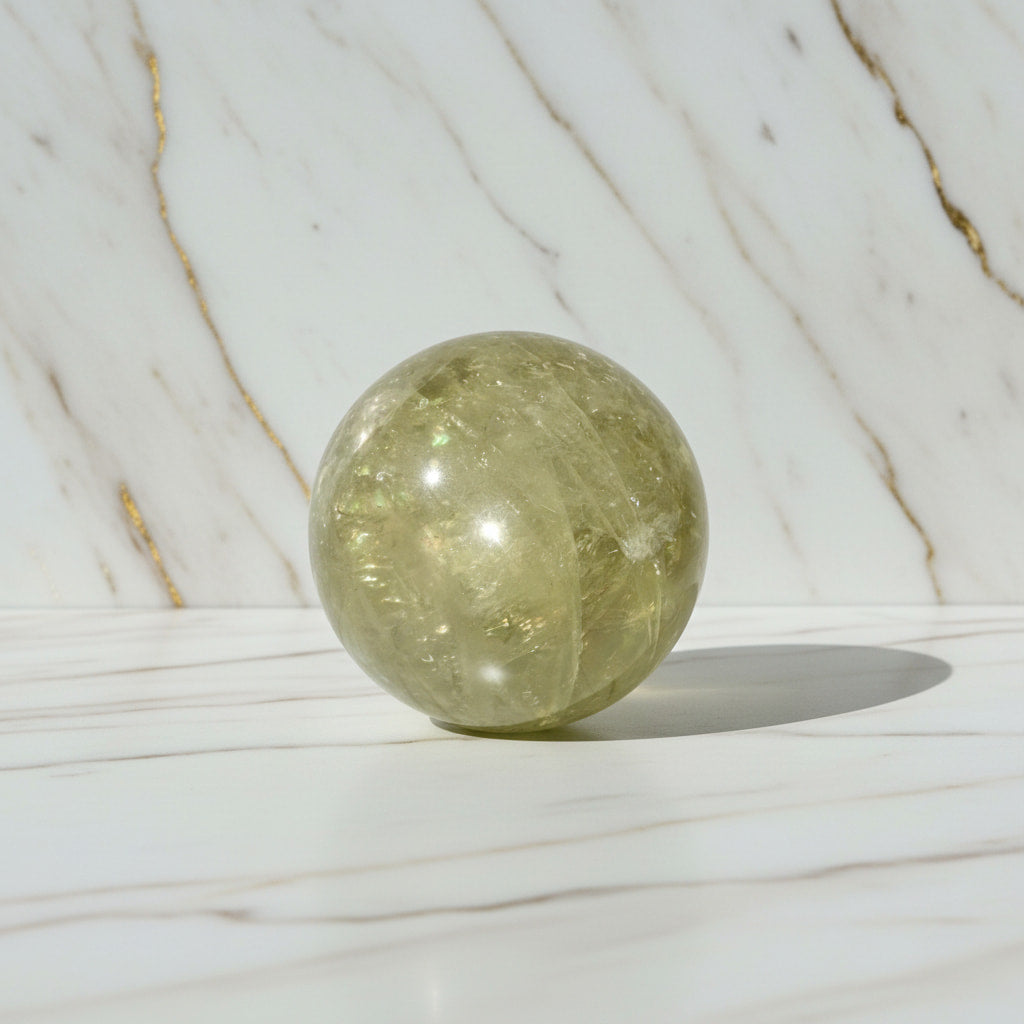 Citrin Kugel – Strahlendes Highlight CrystalScents