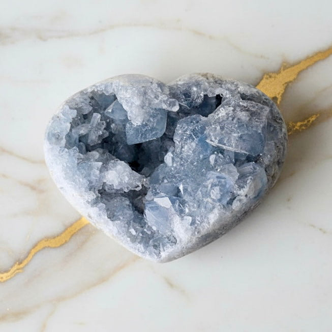 Celestit Cluster Herz – Liebe & Harmonie JETZT sichern CrystalScents