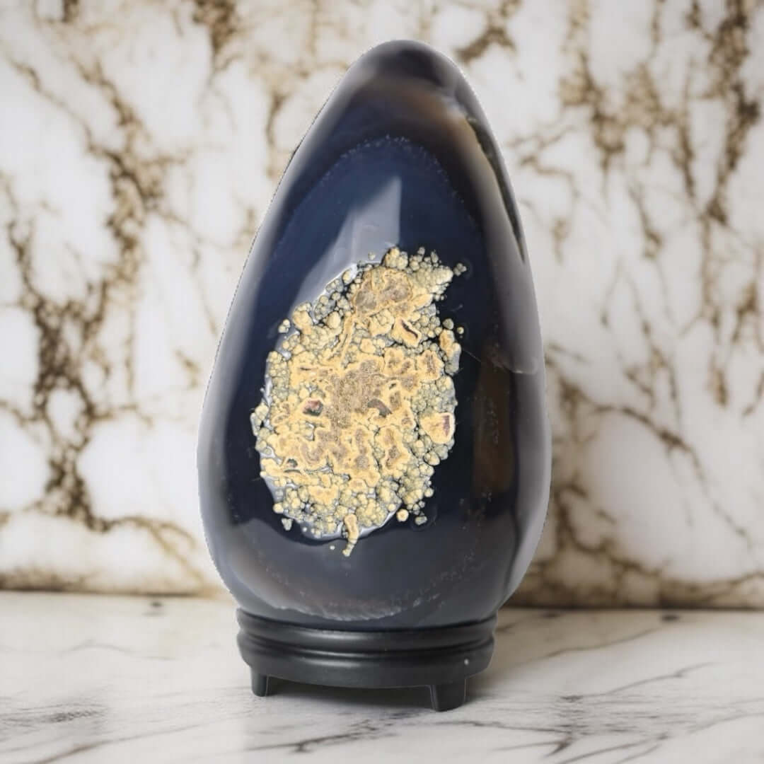 1 Gestreiftes Achat Ei mit glitzernder Druse