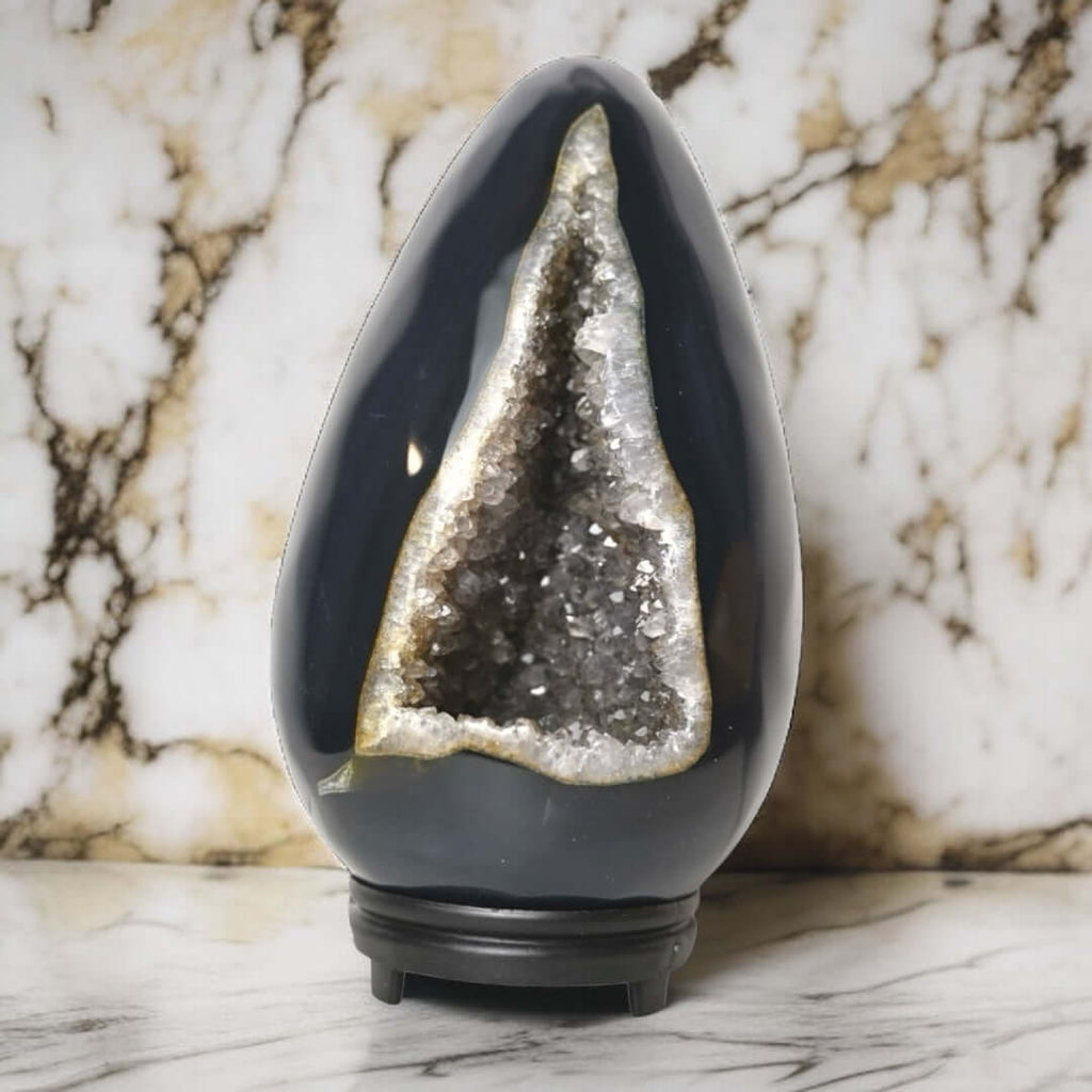 Achat Ei - mit glitzernder Druse als Hingucker