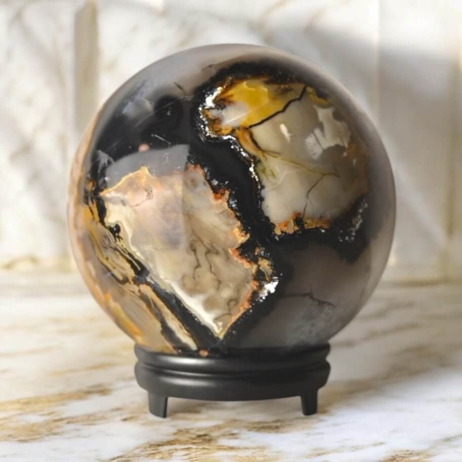 Achat Kugel – Elegantes Dekorationsjuwel für Wohnräume