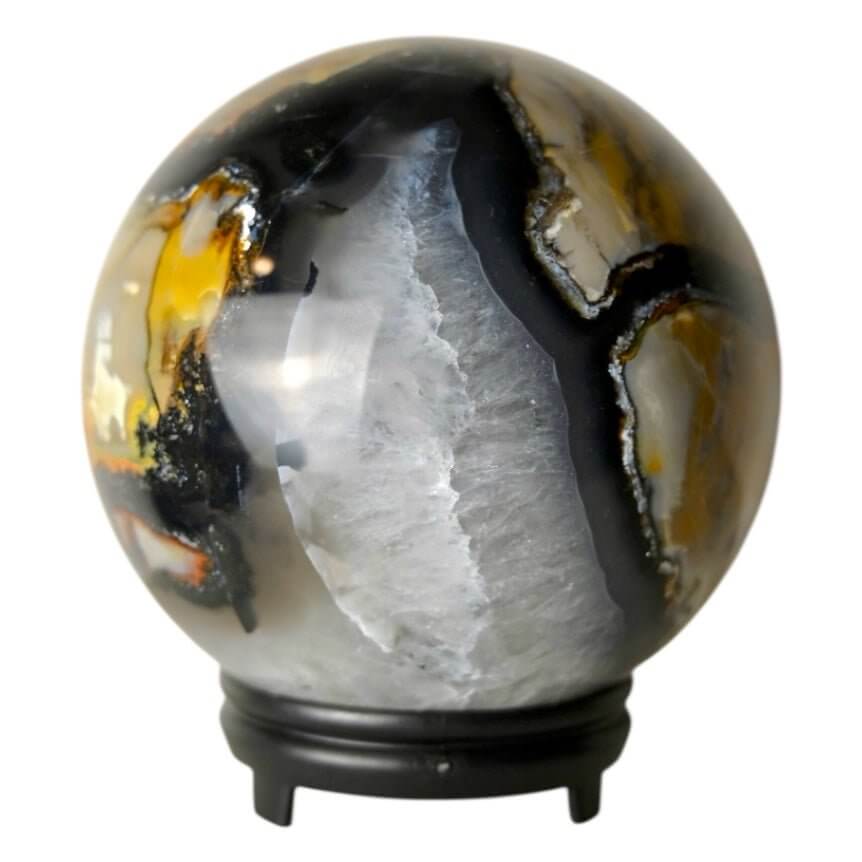 Achat Kugel – Elegantes Dekorationsjuwel für Wohnräume