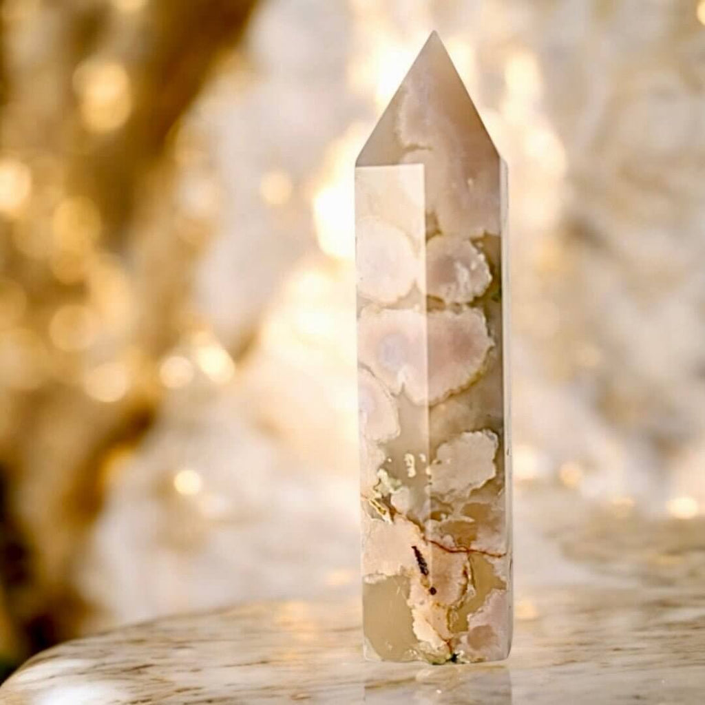 Achat Obelisk - in zarten Rosa-Tönen