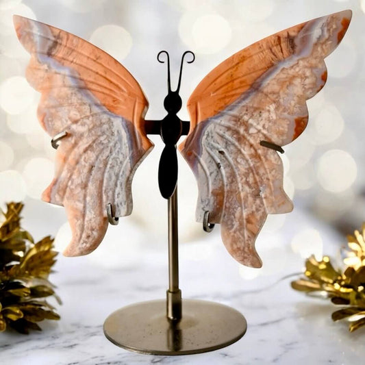 Wunderschöner Schmetterling mit Kirschblüten Achat-Flügel