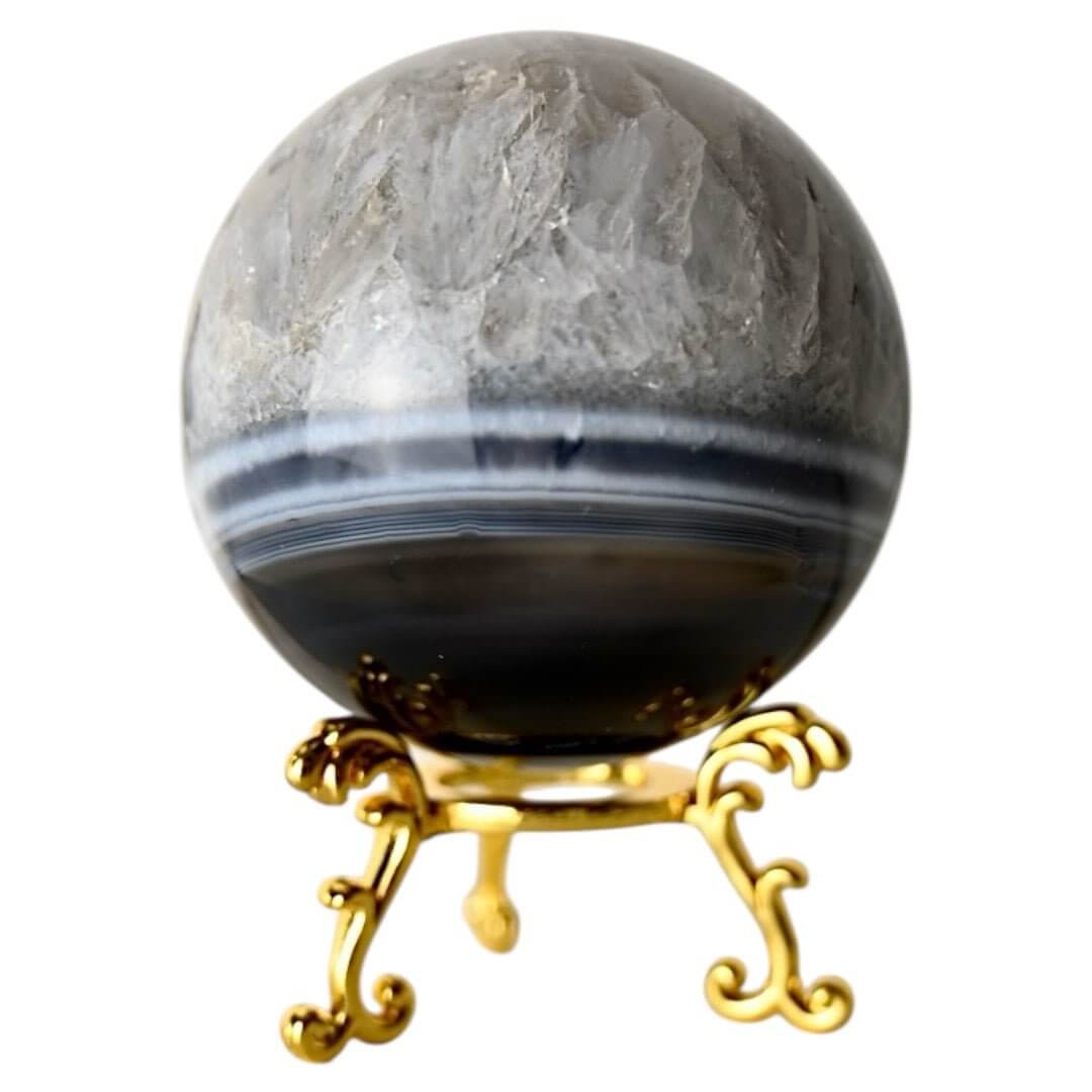 Schwarz-weiße Achat-Kugel – Ausdrucksstarkes Edelsteinhighlight für Harmonie und Balance