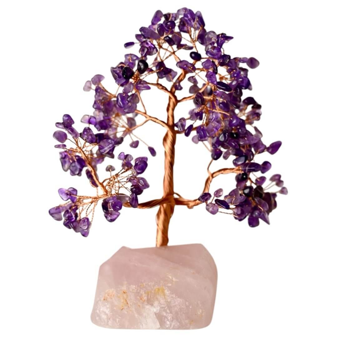 Amethyst Edelstein-Baum auf Rosenquarzrohstein