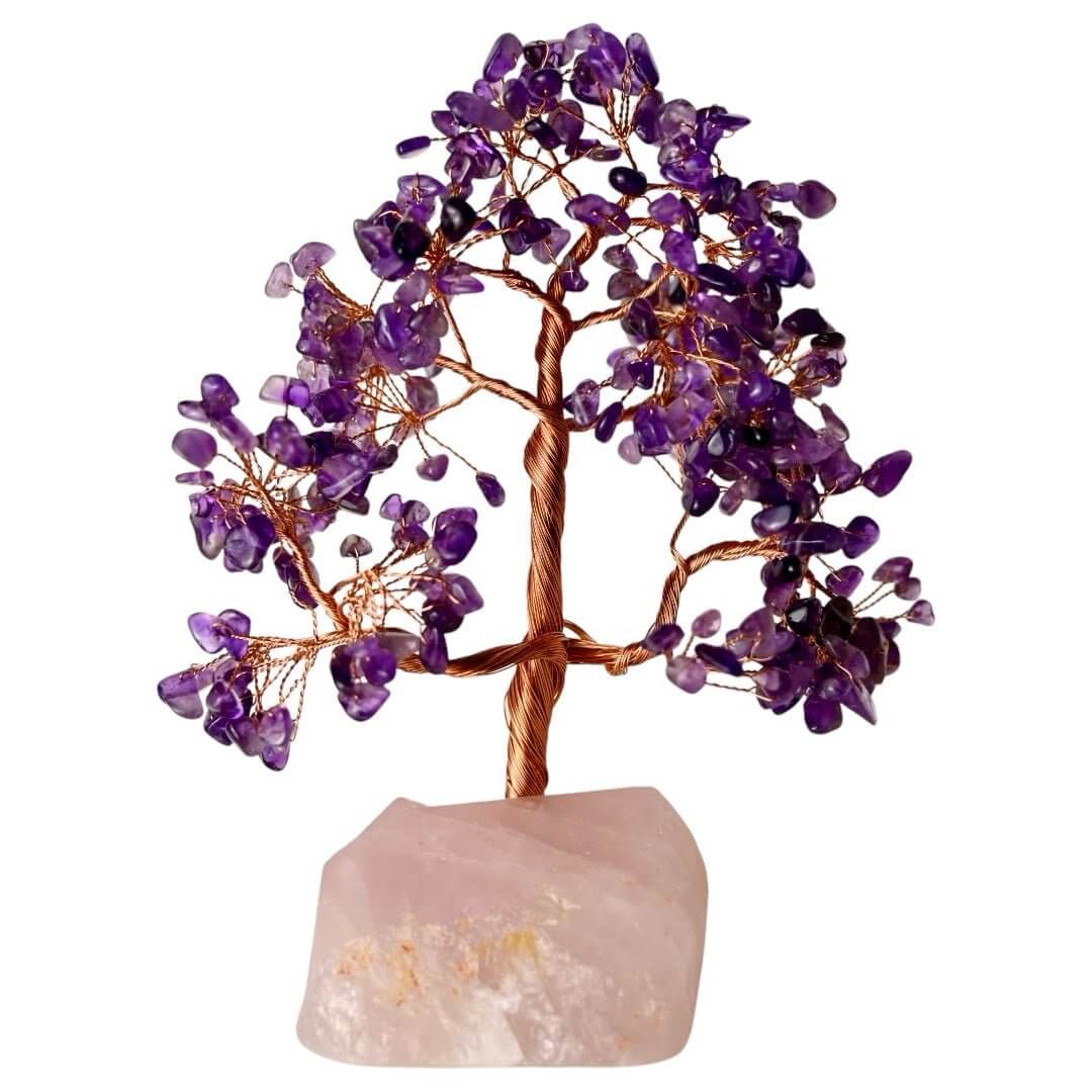 Amethyst Edelstein-Baum auf Rosenquarzrohstein