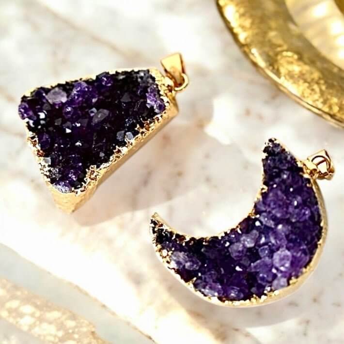 Amethyst Cluster-Anhänger – Magisches Kristalljuwel für Gelassenheit und positive Energie