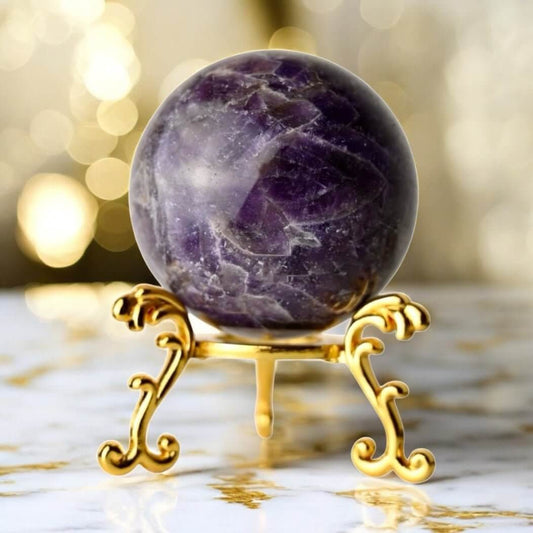 Amethyst Kugel – Natürliches Kristallobjekt für positive Energie