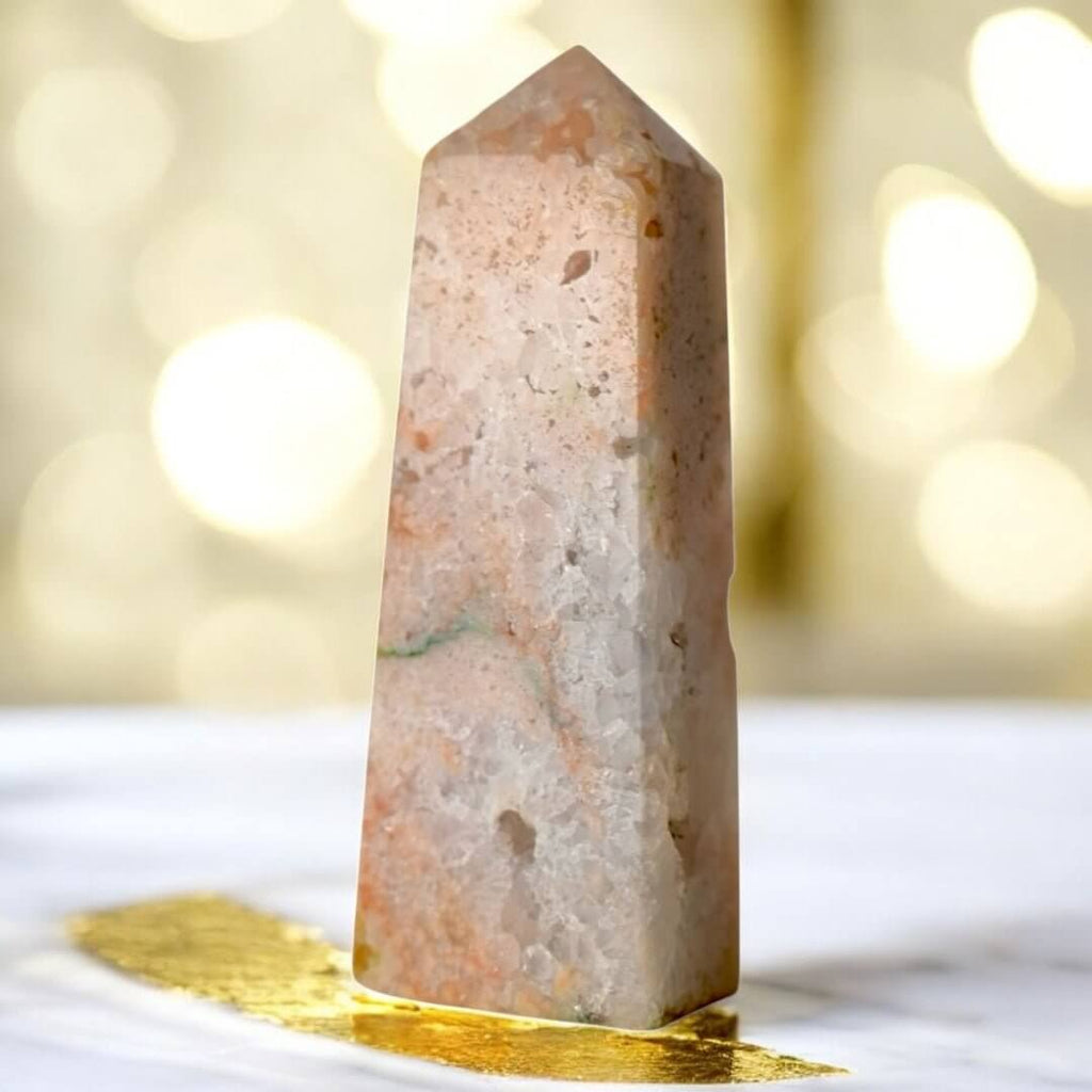 Rosa Amethyst Obelisk - sanft & einzigartig